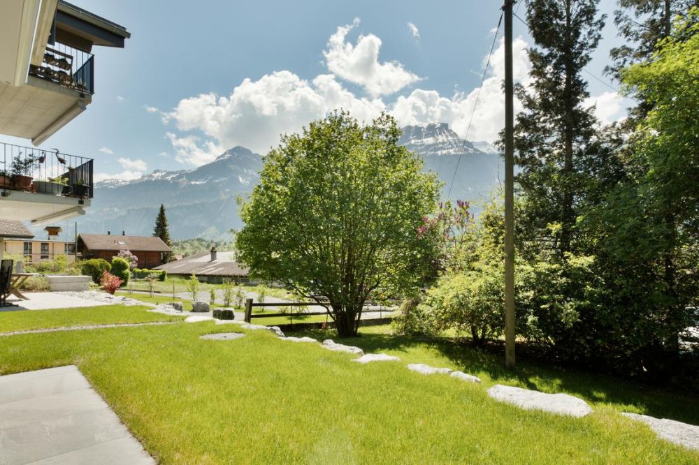 Neubau-Terrassenwohnung mit Bergblick -  Bild 1