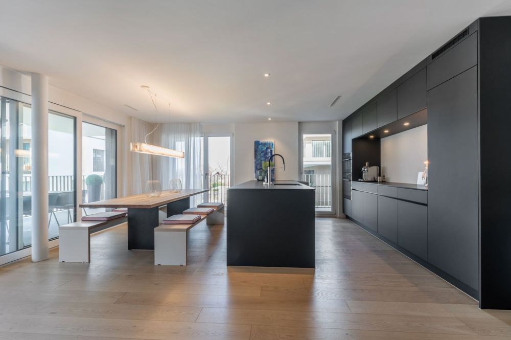 Zeitgemässes Wohnen in entspannter Lage - Essbereich