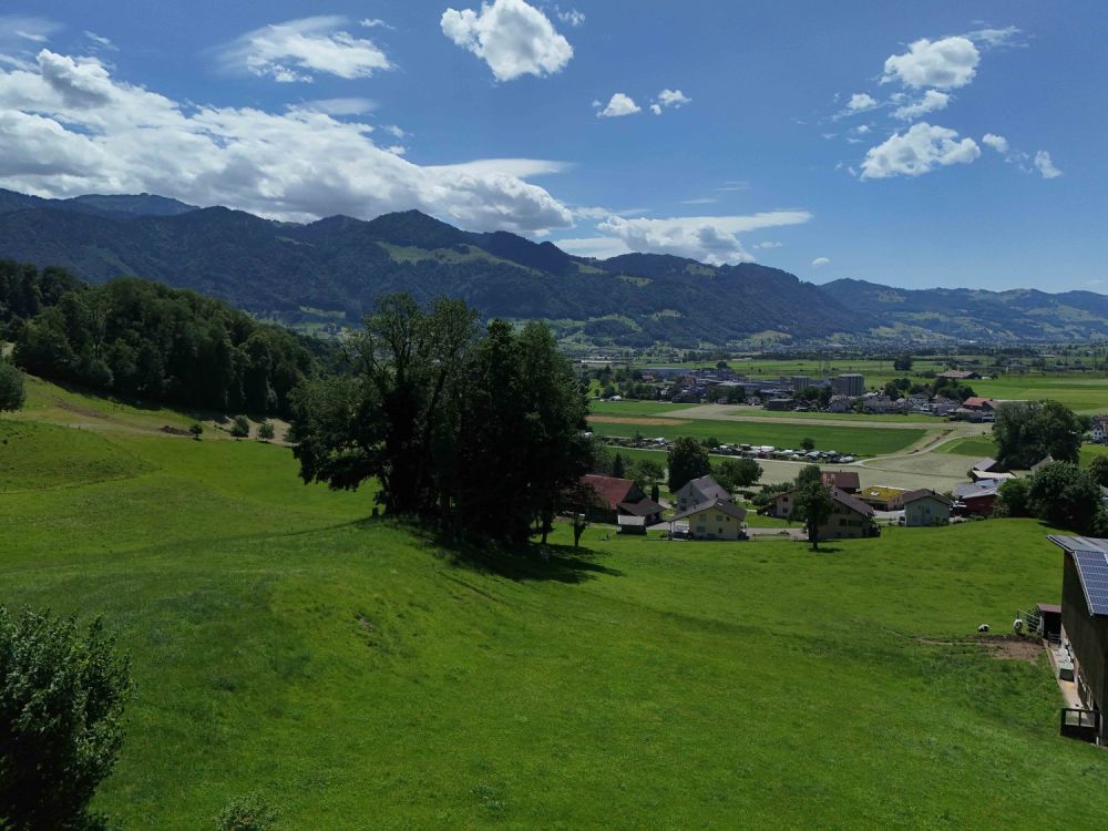 Lage, Ruhe, Aussicht – BENKEN HILL -  Bild 4