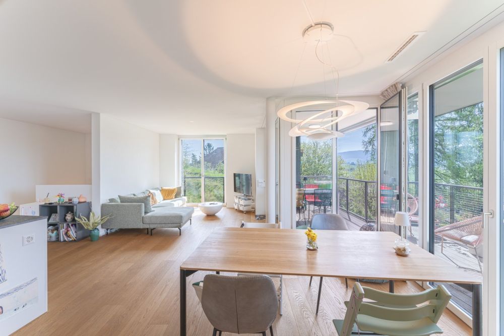 Exklusive 4½ Zimmer-Minergie-Maisonette-Wohnung an familienfreundlicher Lage mit gemütlichem Garten -  Bild 3