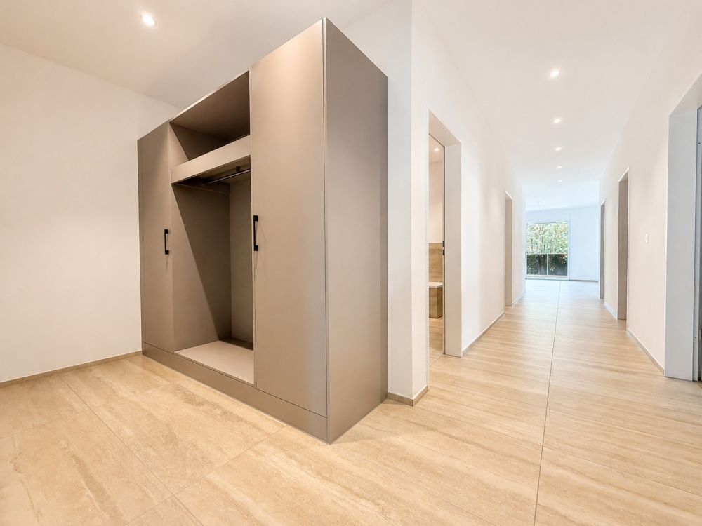 Erstvermietung: Moderne 4.5-Zimmer-Neubau-Wohnung mit Terrasse und schöner Aussicht in Trimbach -  Bild 7
