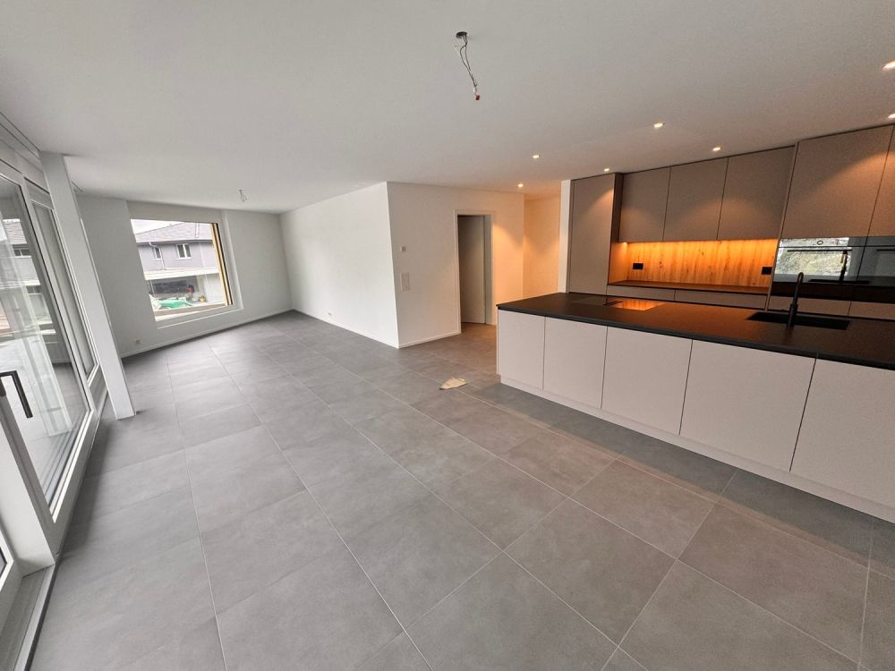 Wohnen der Extraklasse – exklusive 3.5-Zimmer-Terrassenwohnung am Buechenberg -  Bild 4