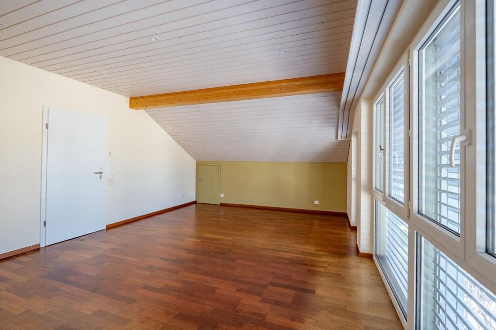 5.5-Zi. Dachwohnung mitten in Gais - Schlafen