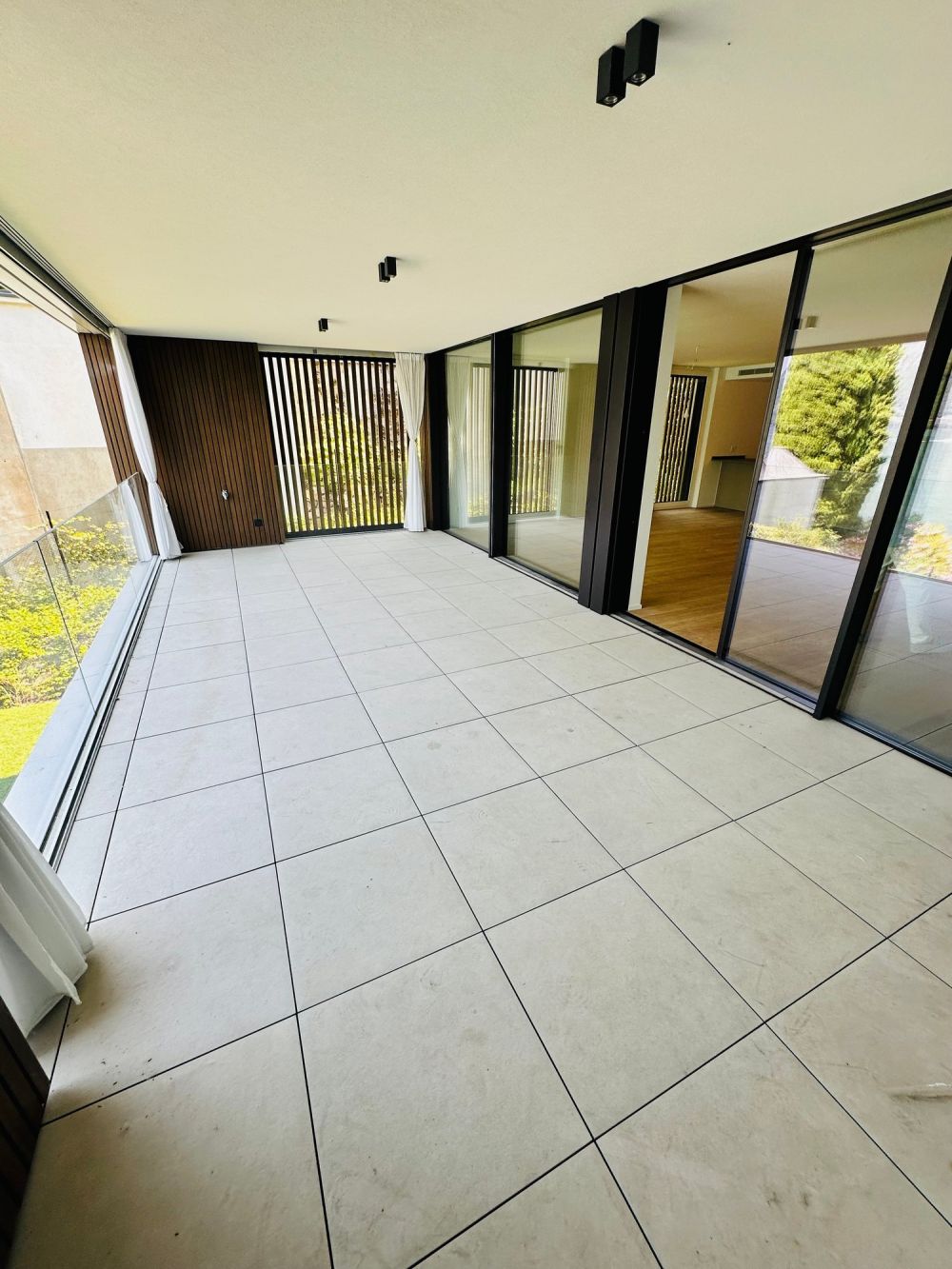 Magnificent apartment directly on Lake Lugano - Bild 7