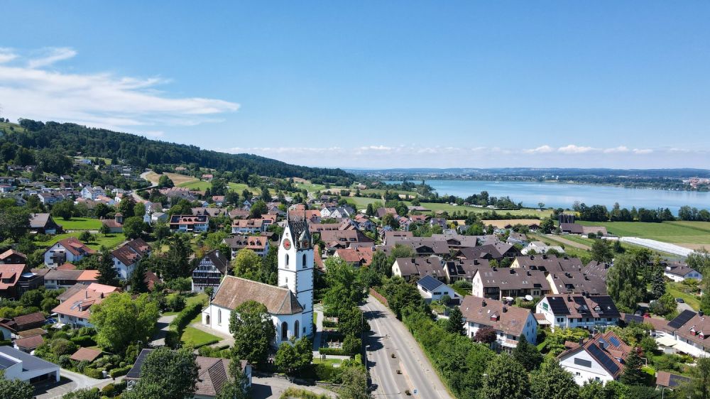 Neubau "SERAEL" - Unverbaubare Sicht auf den Greifensee, ruhig und dorfnah -  Bild 10