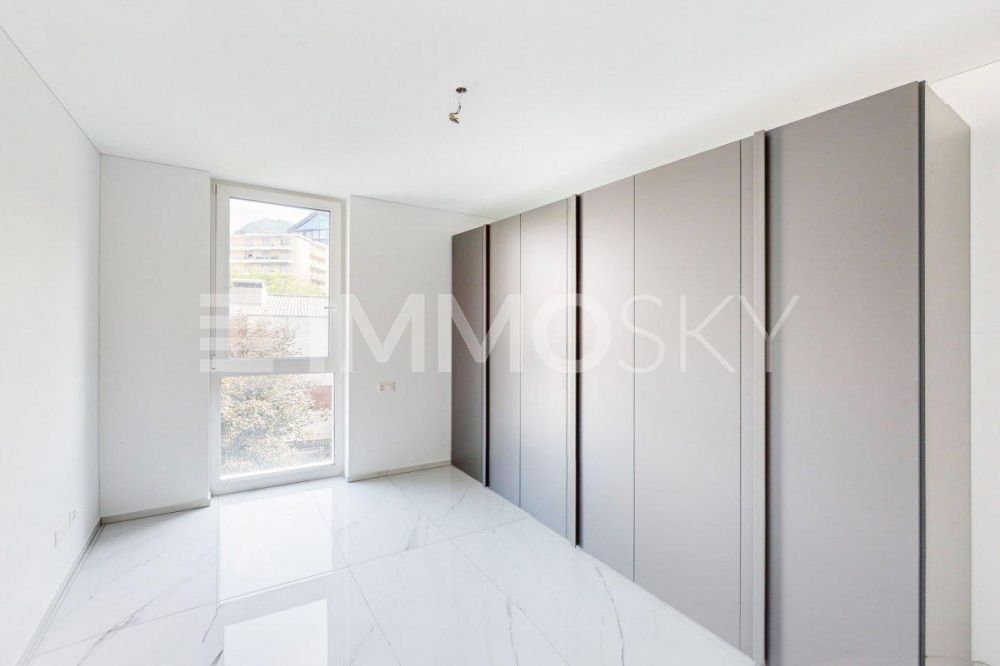 Attico con vista luminoso e confortevole in palazzina nuova - Camera matrimoniale