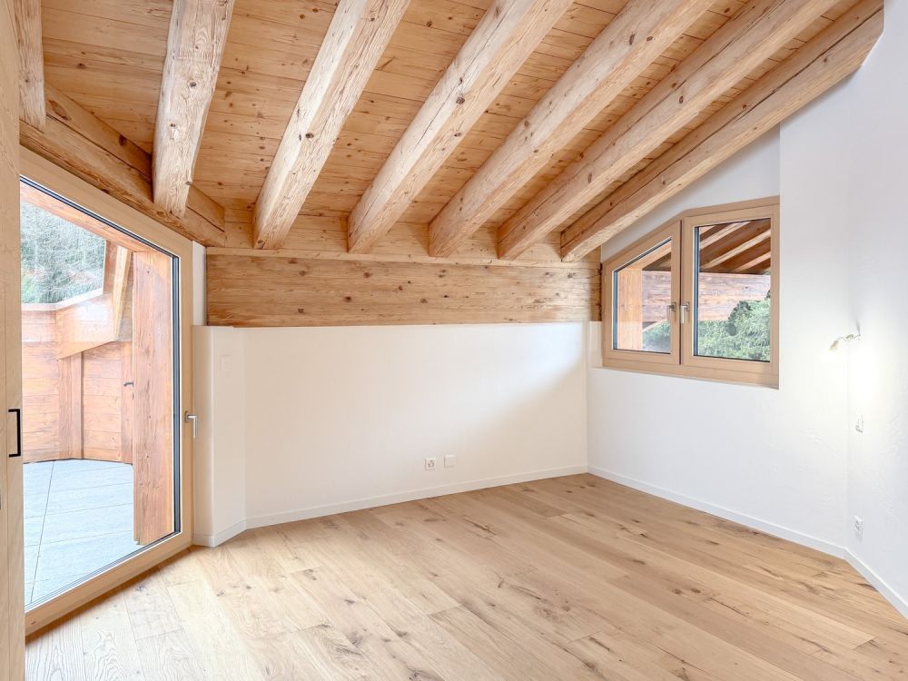 Superbe attique 4.5 pièces en résidence secondaire - Bild 10