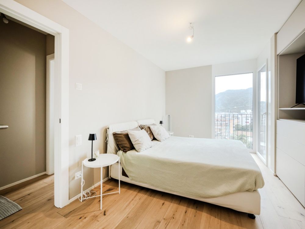 Moderno ultimo piano 3,5 di alto standing con terrazza panoramica. - Bild 4