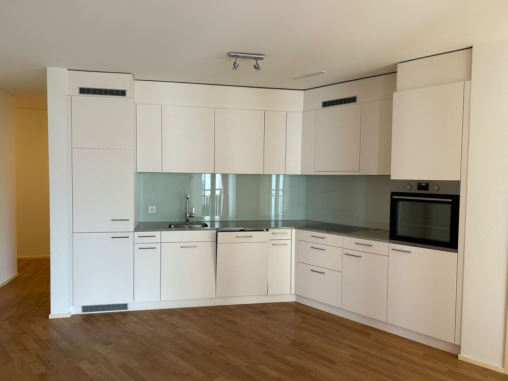 Moderne 3.5-Zimmer-Wohnung direkt am Bahnhof Wil SG -  Bild 3