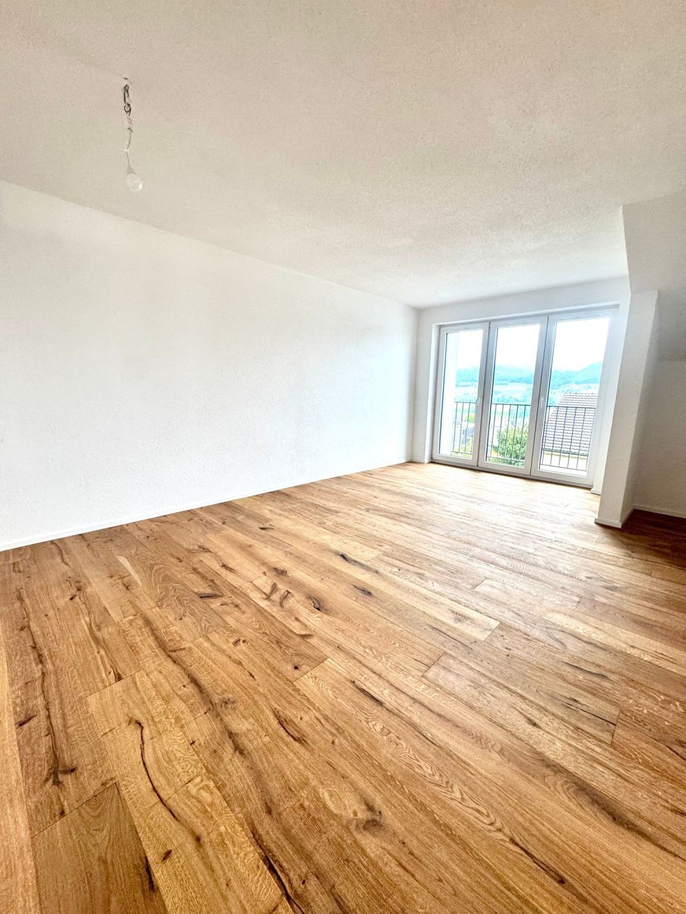 ERSTVERMIETUNG: Wunderschöne 2.5 Zimmer Attika-Wohnungen in Wangen bei Olten -  Bild 9