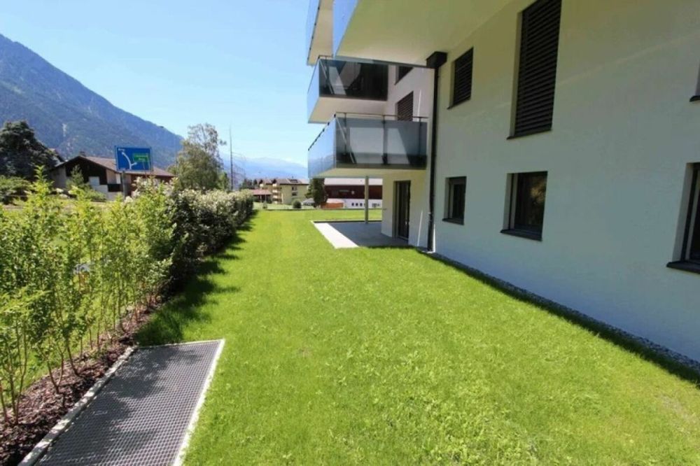 Attraktive und stilvolle 5.5-Zimmer-Wohnung mit Zweitwohnungskontingent an bester Lage - Aussenbereich