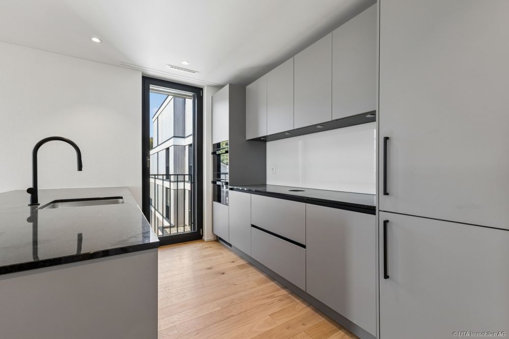 Hochwertige 4-Zimmer-Neubauwohnung mit grosser Terrasse -  Bild 3