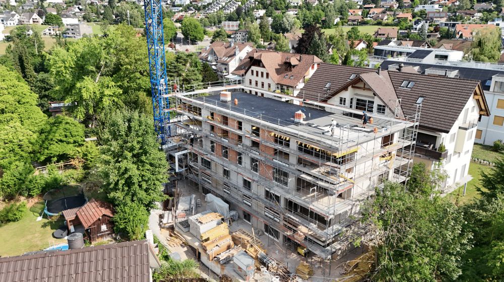 3.5-Zimmer-Garten-Wohnung in Bäretswil – Modern, Nachhaltig und Hochwertig -  Bild 1