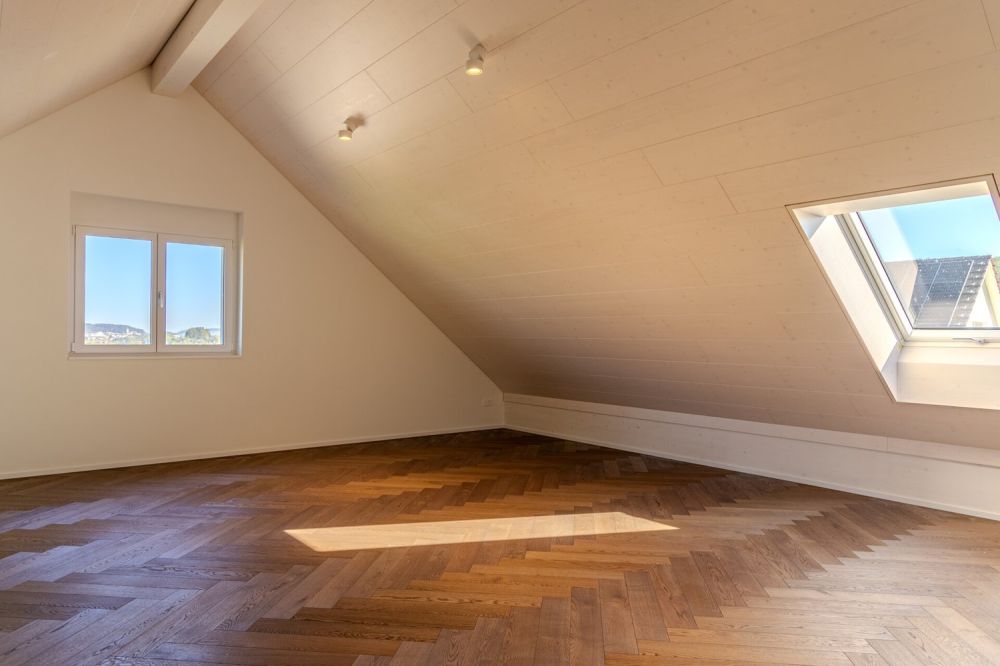 Exklusive 4.5 Zimmer-Dachwohnung mit Galerie und grosszügiger Terrasse - Galerie