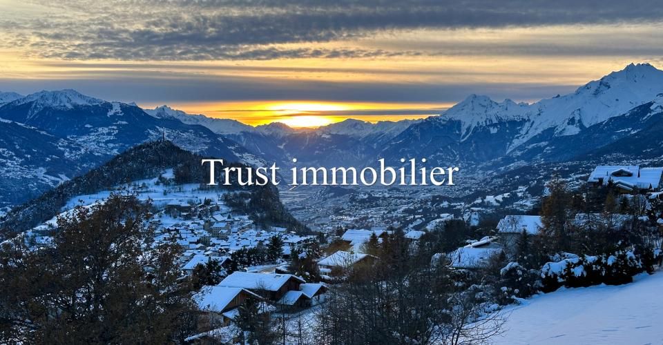 6000.Vue panoramique - Projet Chalet à vendre à Sergnou -Crans-Montana - Chalet 9.5 pièces - image - 1