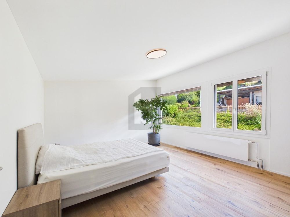 KERNSANIERT MIT GARTEN, POOL UND PANORAMASICHT -  Bild 4