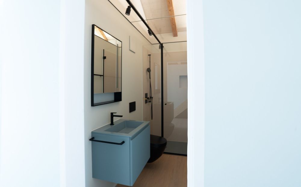 Exklusive 3.5-Zimmer-Dachwohnung im Rosengarten – Historischer Charme trifft modernes Design -  Bild 10
