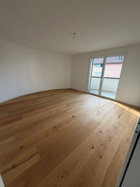 DIE LETZTE 4.5-ZIMMER WOHNUNG MIT 2 BALKONEN IM  KERN VON SCHMITTEN -  Bild 6