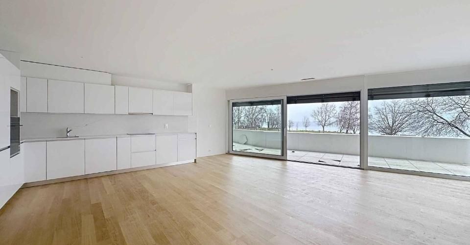Spacieux 3.5 pièces traversant avec 2 balcons - Appartement 3.5 pièces - image - 1