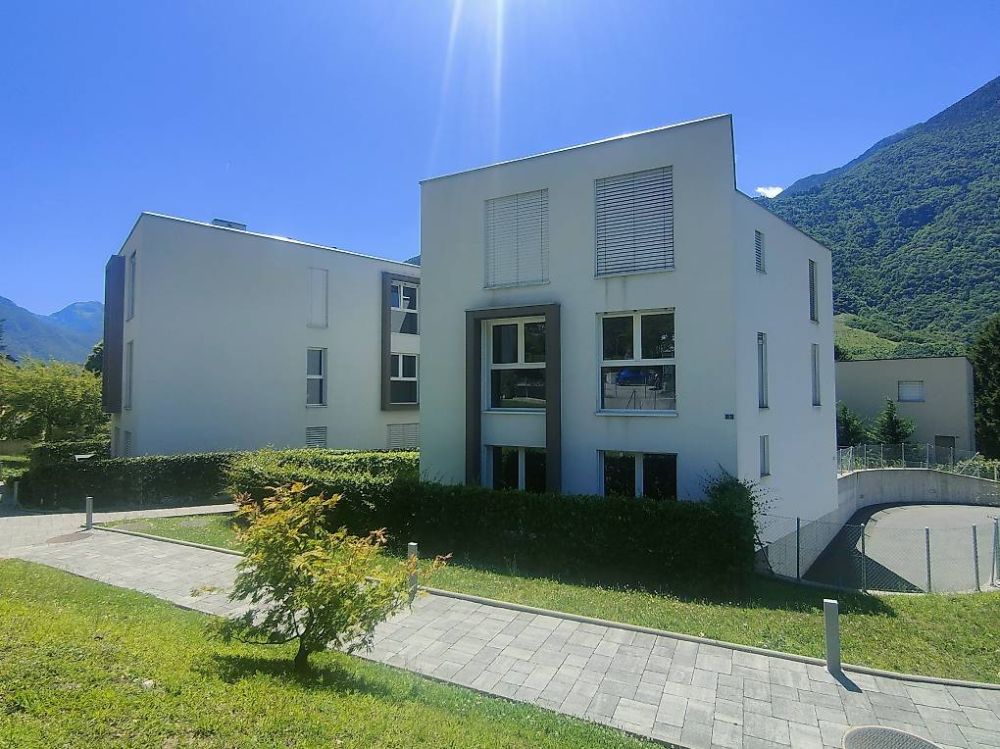 Neue 3.5-Zimmer-Wohnung in Claro -  Bild 1