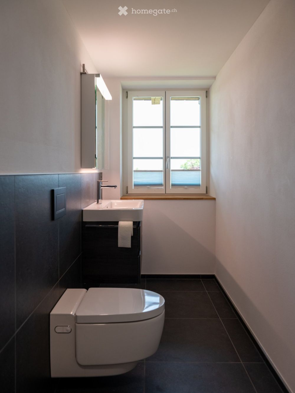 Neue moderne 2.5 Zi. Wohnung mit Charme in Bauernhaus im EG -  Bild 7