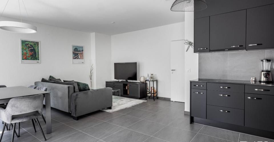 Magnifique très grand 2 1/2 neuf à Conthey - Appartement 2.5 pièces - image - 2