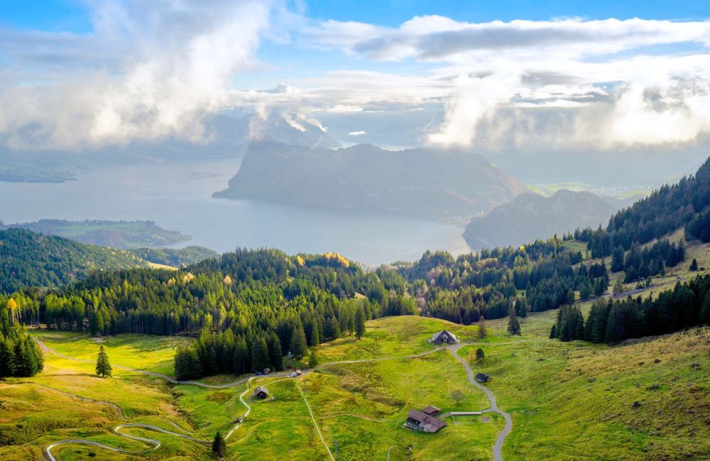 Exklusive 4.5-Zimmer-Wohnung mit grosszügiger Terrasse und Panoramablick - Bild 6