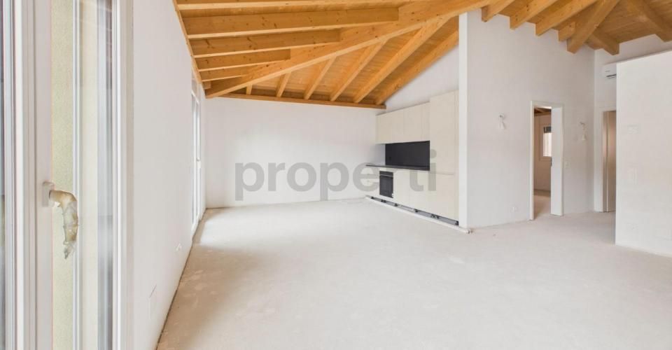 Immeuble entièrement rénové, agencement fonctionnel et haute efficacité énergétique ! - Appartement 2.5 pièces - image - 1