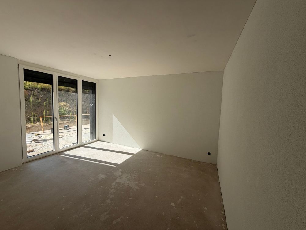 Gemütlicher Sitzplatz, grosse Wohnung! Bezug im Dezember 2026 möglich! Sie wählen den Innenausbau! -  Bild 5
