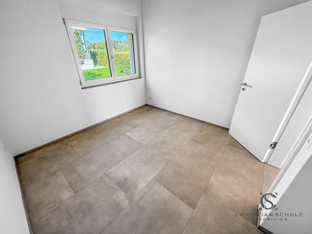 Hochwertiges Neubau-Einfamilienhaus - niedrige Nebenkosten & durchdacht geplant -  Bild 10
