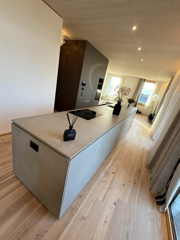 moderne und Grosszügige 3.5-Zimmer-Attikawohnung an zentraler Wohnlage - Bild 11