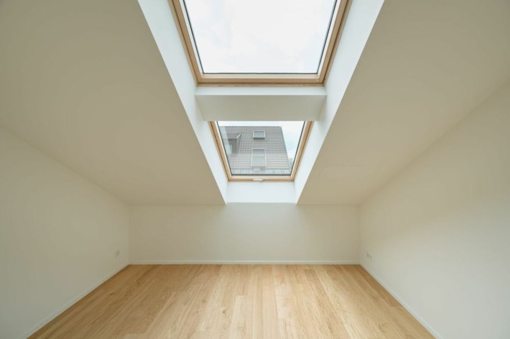 Grosszügige 3½-Zimmer-Dachwohnung mit Galerie und Balkon - Zimmer 2 passend für ein Kinderzimmer oder ein Büro