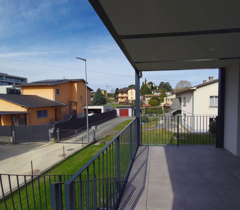 Nuovo appartamento 3.5 locali con giardino a Balerna N1 -  Bild 1
