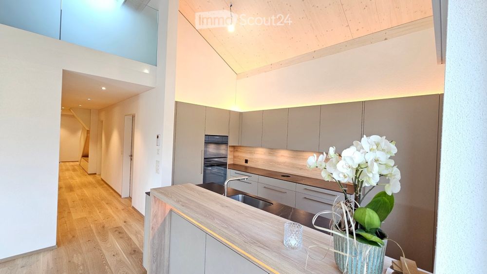 Exklusive 5-Zimmer-Dachwohnung zwischen Hallwiler- & Baldeggersee -  Bild 2