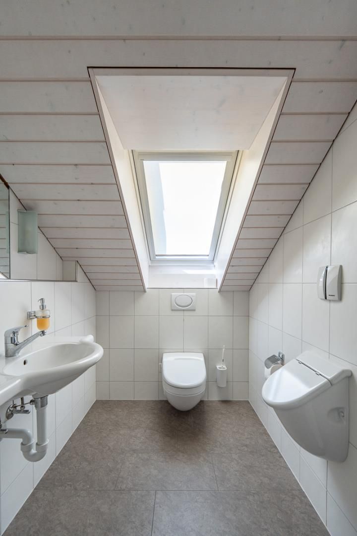 5.5-Zi. Dachwohnung mitten in Gais - Gäste-WC