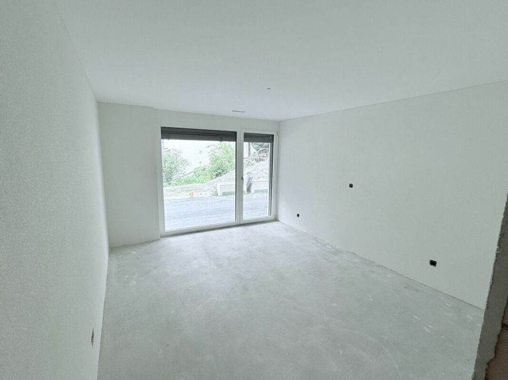 Einzigartige Erdgeschoss Wohnung mit alpinen Weitblick in Brig und grosser Sonnenterasse -  Bild 6