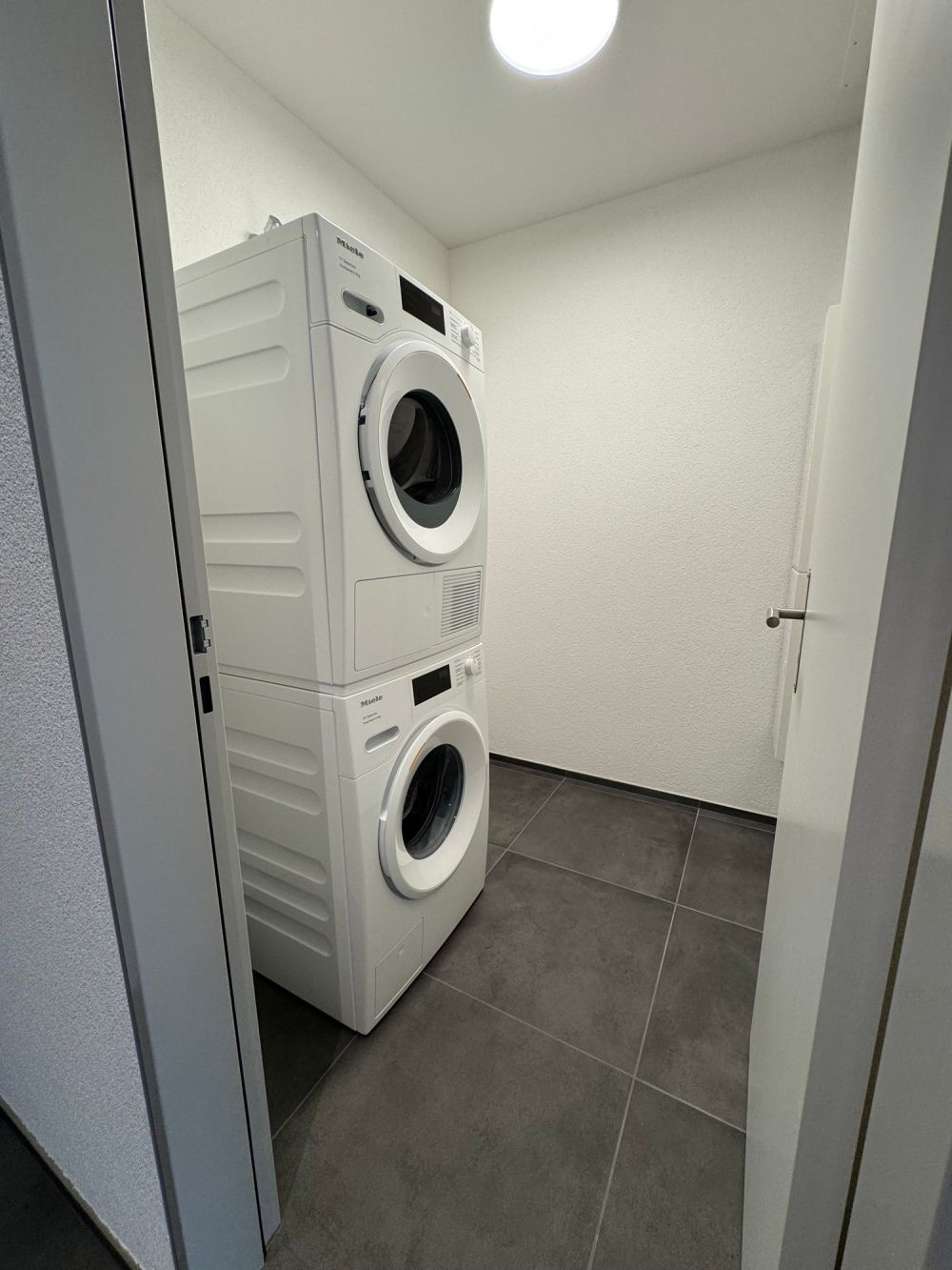 2 1/2 Zimmerwohnung im Eigentumsstandard -  Bild 10