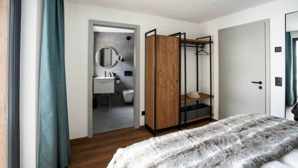 Nordic Neubau direkt bei der Skipiste. Hotelmässig bewirtschaftete Zweitwohnung. - Bild 6