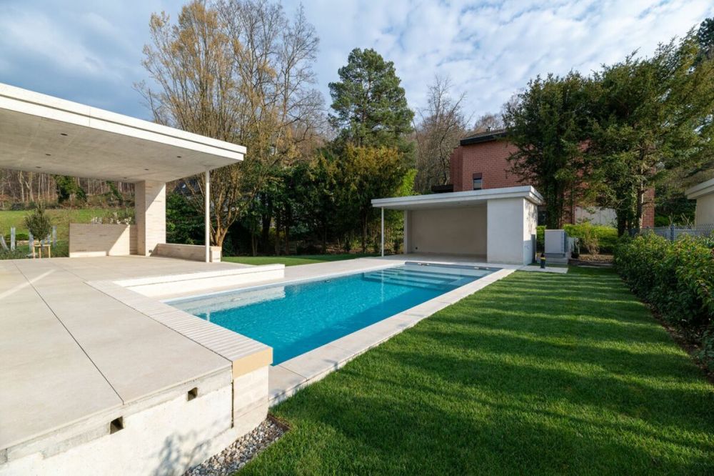 Maisonette-Gartenwohnung mit Pool in Riehen --- Duplex garden flat with a pool in Riehen -  Bild 3