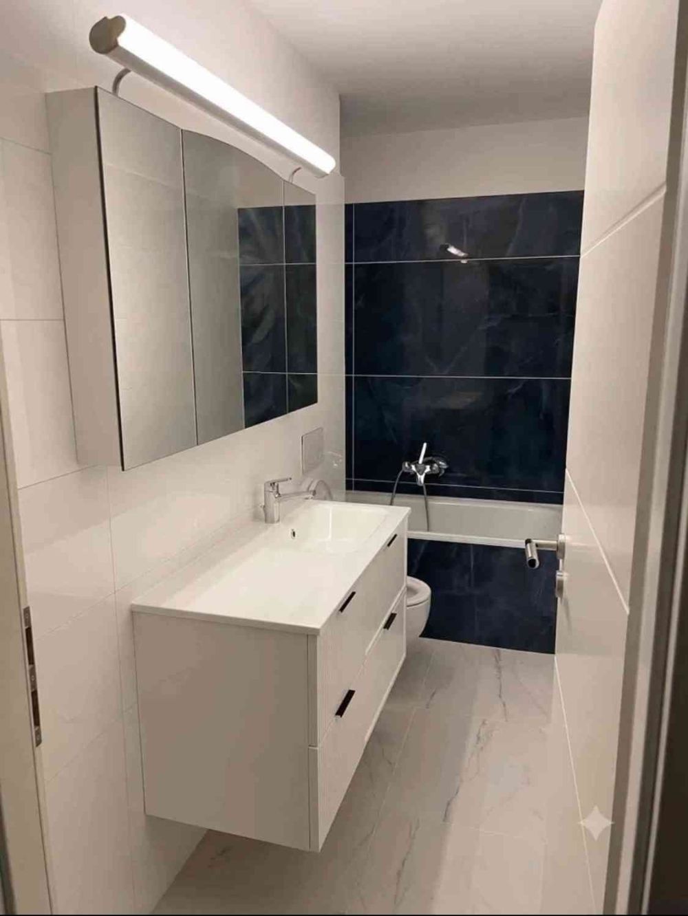3.5 - Zimmer-Wohnung im steuergünstigen Altendorf (SZ) -  Bild 8