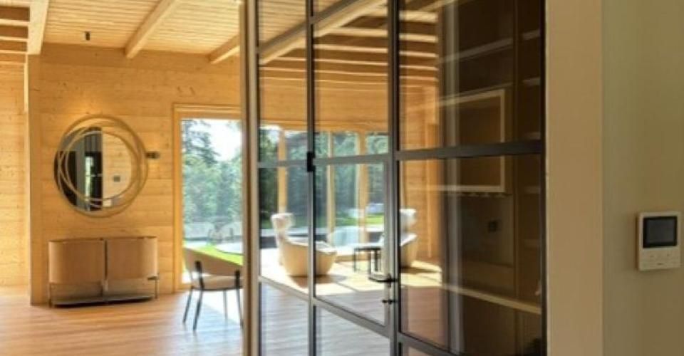 Magnifique Chalet Prestige: le golf en voisin, les Alpes en horizon. - Chalet - image - 5
