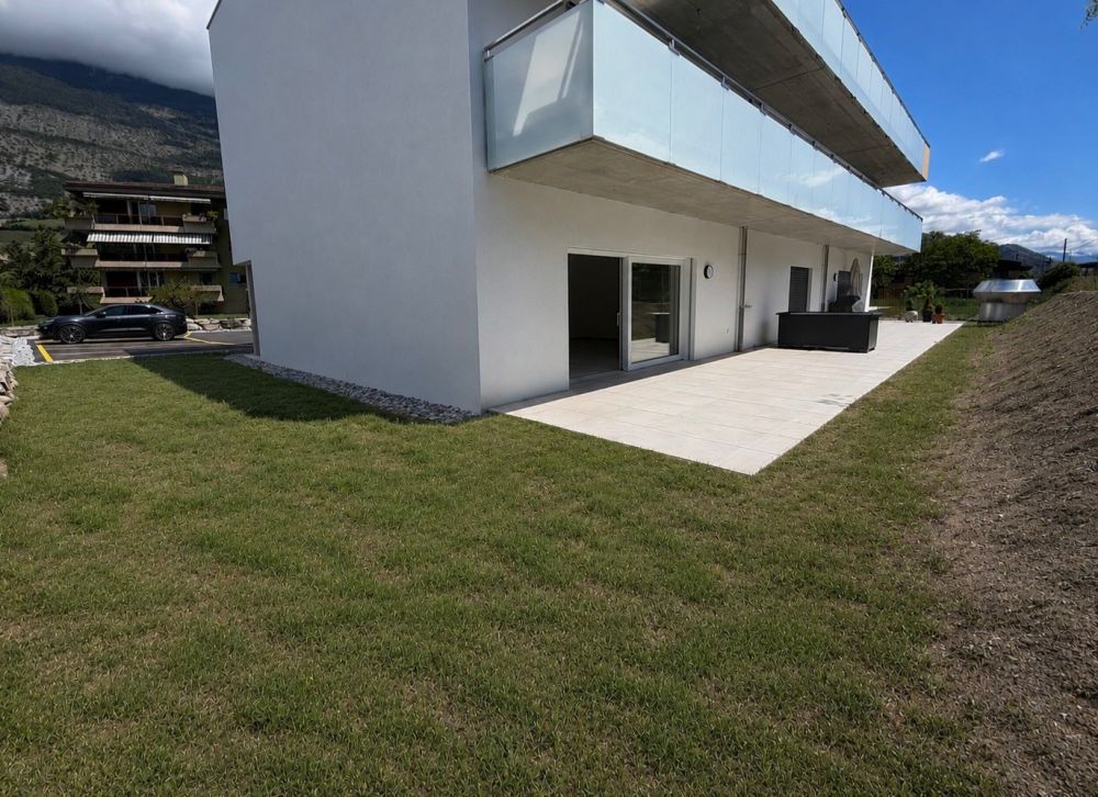Superbe 2.5 pièces, spacieux en rez de jardin / Wunderschöne, geräumige 2.5-Zimmer-Wohnung mit Gartenanteil im Erdgeschoss - 664EF7FD-9E0F-44E5-9502-AD65748BE1E2.jpeg