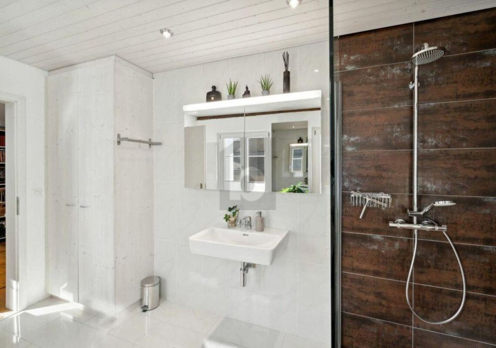 KERNSANIERTES RENDITE-JUWEL MIT WOHLFÜHLAMBIENTE - Bild 4