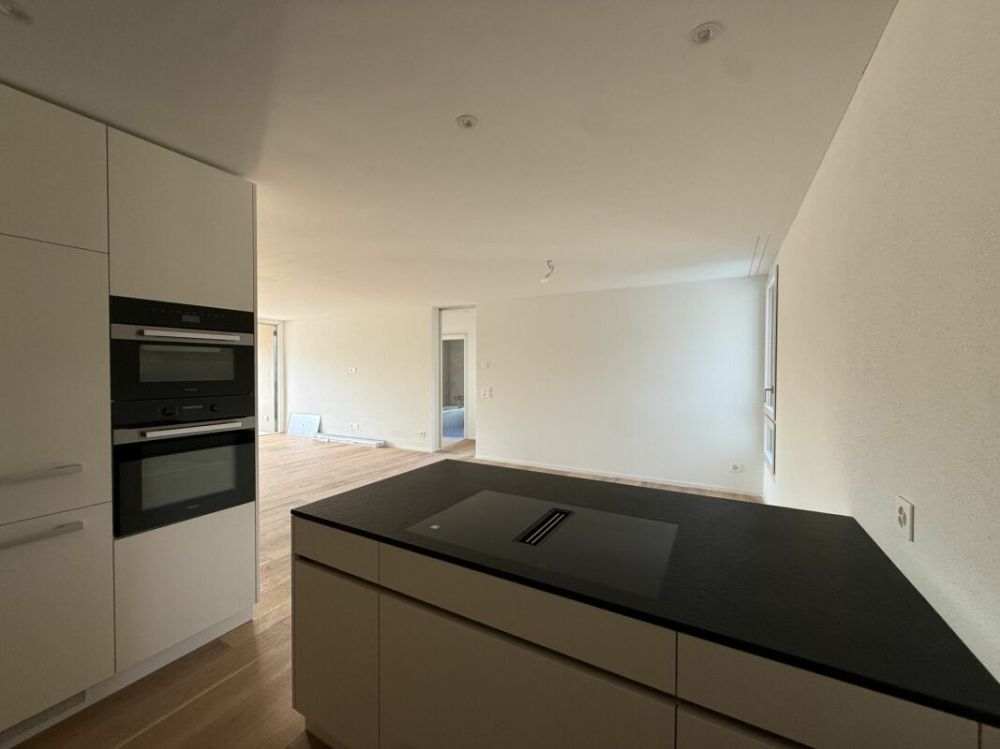 Neubau Eigentumswohnung an zentrumslage mit Balkon! -  Bild 3