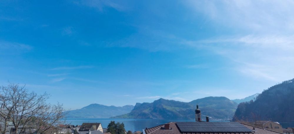 "DUA LUX " Exklusive 5.5 Zi.- Wohnung mit See- und Bergsicht - Bild 1