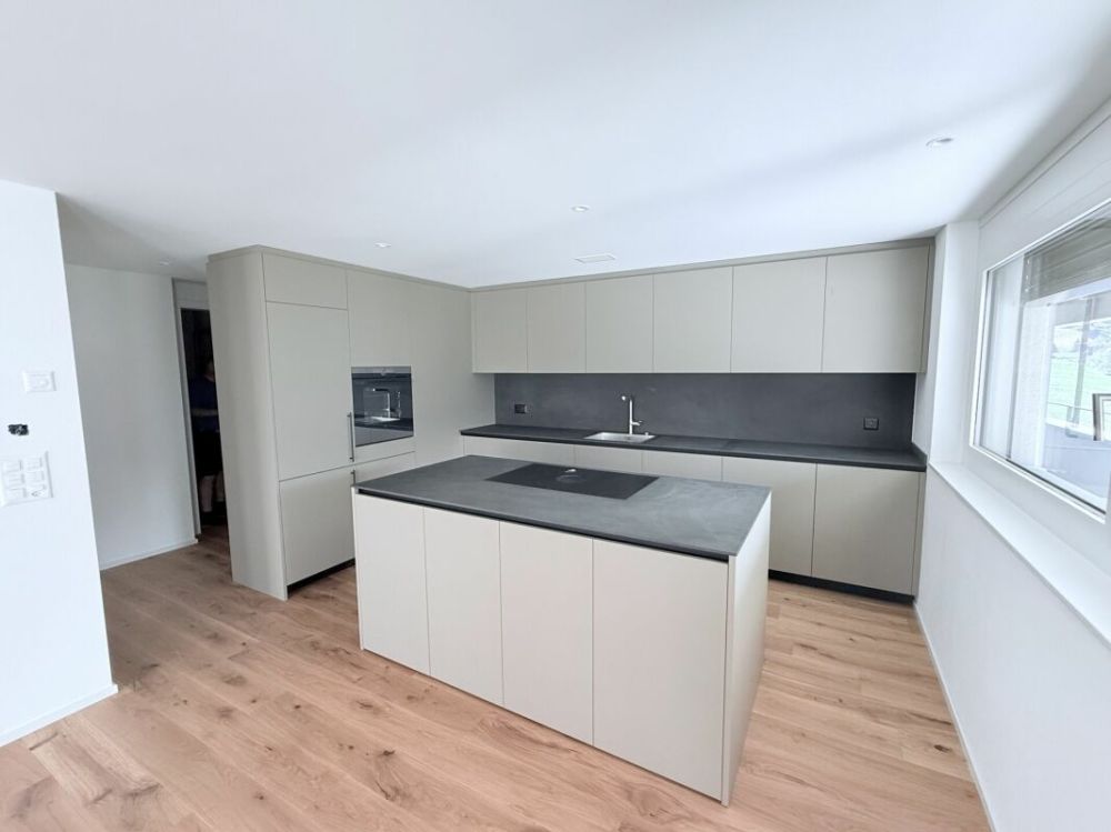 Einzigartige Wohnung mit alpinen Weitblick in Brig und grosser Sonnenterasse -  Bild 3