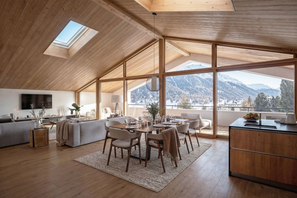 EXCLUSIVE PENTHOUSE WITH PANORAMIC LOGGIAS -  Bild 1