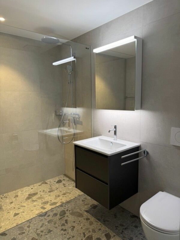 2.5-Zimmer-Neubauwohnung mit Sitzplatz -  Bild 3