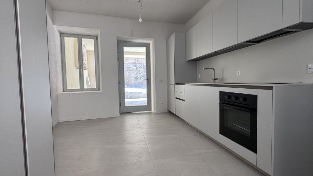 ELEGANTE APPARTAMENTO 2.5 LOCALI IN CENTRO A MENDRISIO -  Bild 1