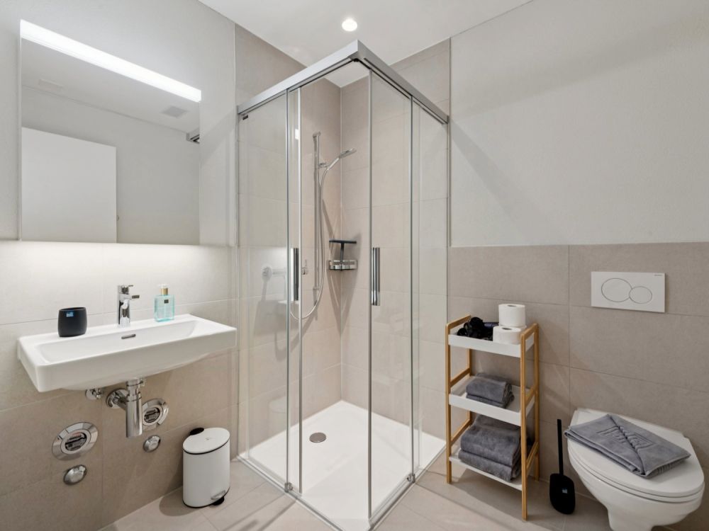 Möblierte Apartments mit Madrid Flair  direkt im grössten Shoppingcenter der Schweiz! - Bild 13